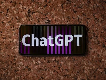 三年登顶10亿月活，ChatGPT创下“最快应用”纪录